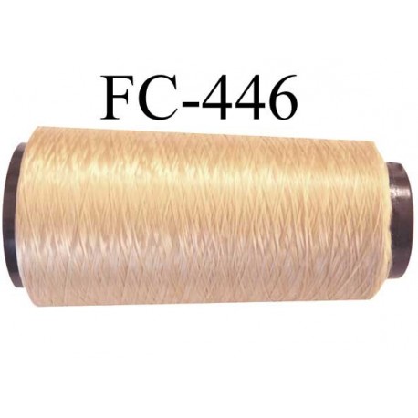 Cone de fil n° 210 mousse texturé polyester très solide couleur blond gold or lumineux longueur 5000 mètres bobiné en France