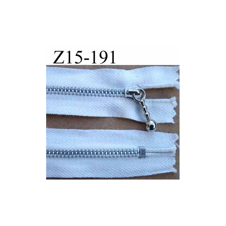 fermeture zip à glissière  longueur 15 cm couleur blanc naturel non  séparable largeur 2.6 cm glissière métal largeur 4.5 mm 