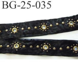 ruban  galon  velours couleur noir et oeillets et décor métal couleur laiton clair largeur 25 mm  prix au mètre
