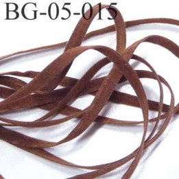 galon ruban lacette à plat  façon cuir ou daim  agréable au touché et souple largeur 5 mm couleur marron  prix au mètre