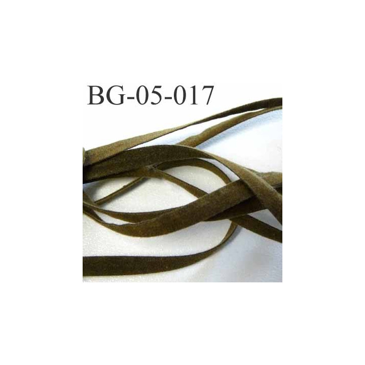 galon ruban lacette à plat  façon cuir ou daim  agréable au touché et souple largeur 5 mm couleur vert kaki  prix au mètre