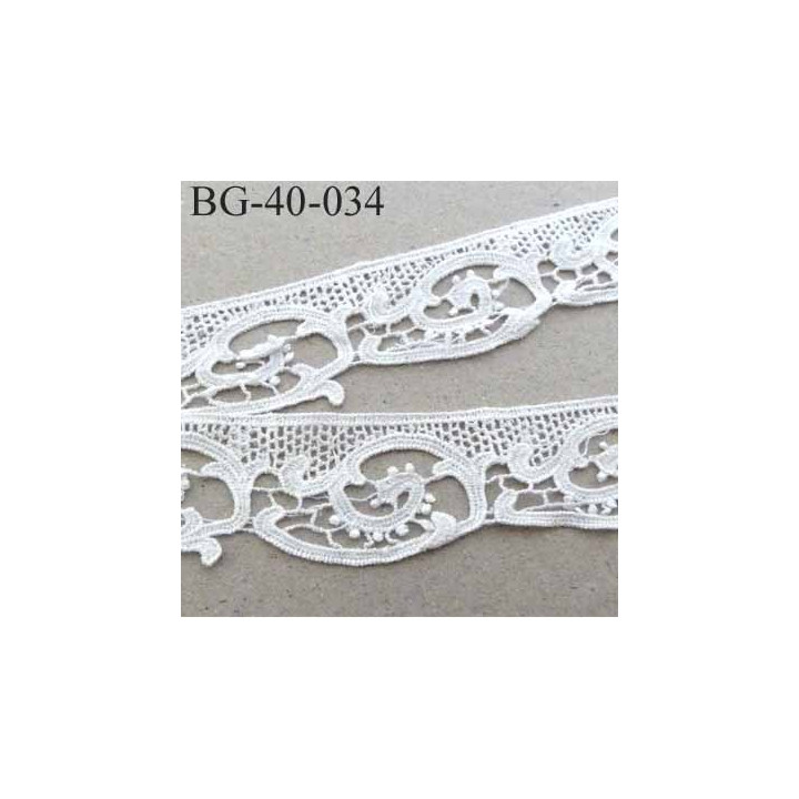 Ruban galon style dentelle coton couleur blanc lumineux largeur 40 mm très joli prix au mètre