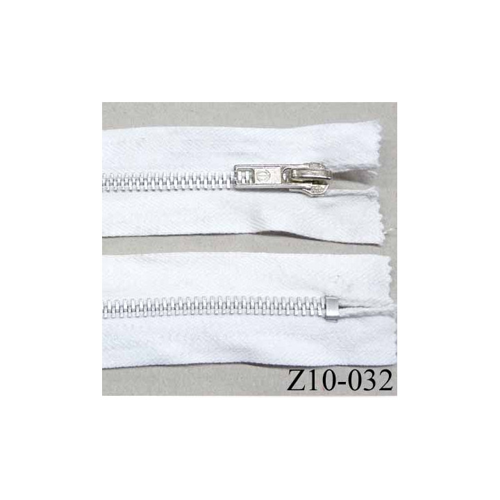Fermeture zip à glissière longueur 10 cm largeur 3.4 cm  couleur blanc non séparable coton et glissière métal  6.5 mm