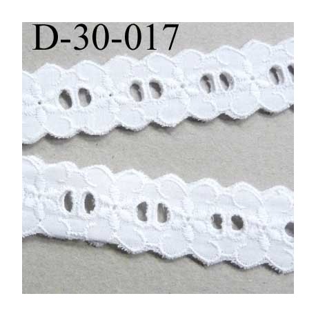 dentelle broderie anglaise galon broderie motif fleur 100% coton couleur blanc largeur 30 mm au mètre