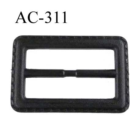 Boucle façon cuir couleur noir mat largeur extérieur 66 mm hauteur 44 mm largeur intérieur 50 mm épaisseur 6 mm