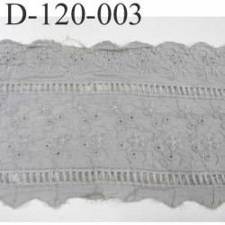 Destockage dentelle broderie anglaise attention très froissé à repasser motif fleurs 100 % coton noir 120 mm prix au mètre