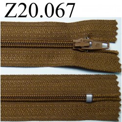 fermeture éclair longueur 20 cm couleur marron non  séparable zip nylon largeur 2.5 cm