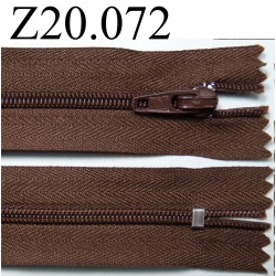 fermeture éclair longueur 20 cm couleur  marron non  séparable zip nylon largeur 2.5 cm
