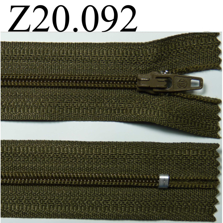 fermeture éclair  longueur 20 cm couleur vert kaki non séparable zip nylon largeur 2,5 cm