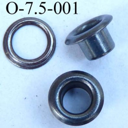 Oeillet en métal couleur acier  diamètre extérieur 7.5 mm diamètre intérieur 4 mm hauteur 4.4 mm 
