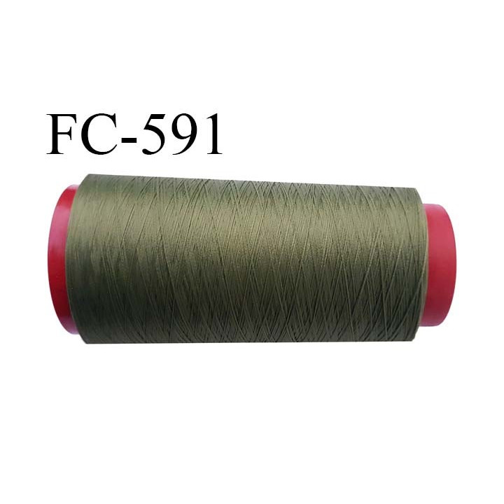 Cone 2000 mètres de fil mousse  polyester fil n°160 couleur vert  bobiné en France