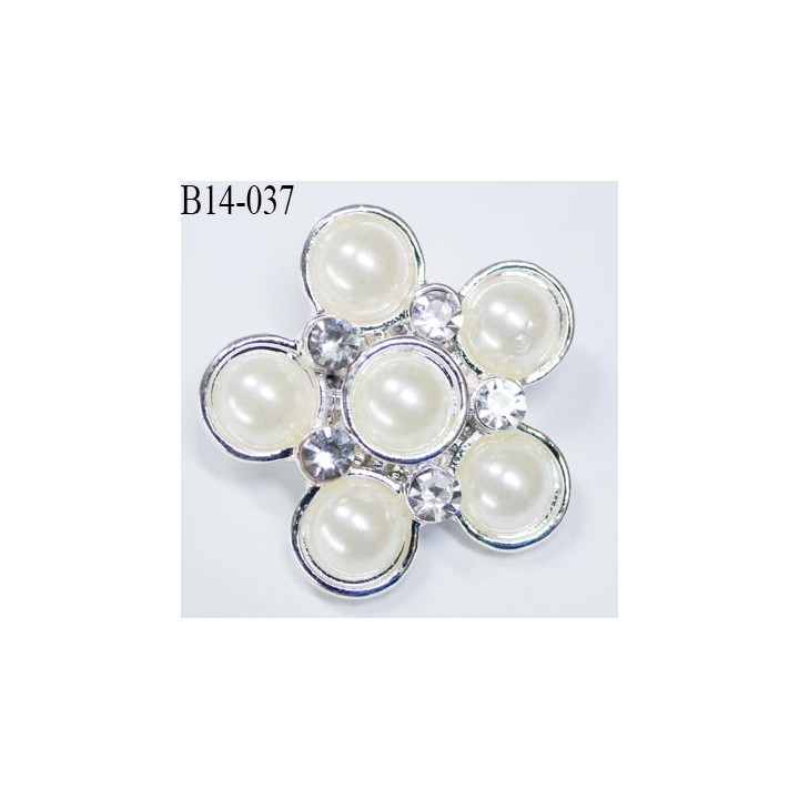 Bouton en forme de fleur avec perles incrustées nacré  haut de gamme  en métal diamètre 14 mm couleur  nacré et acier chromé