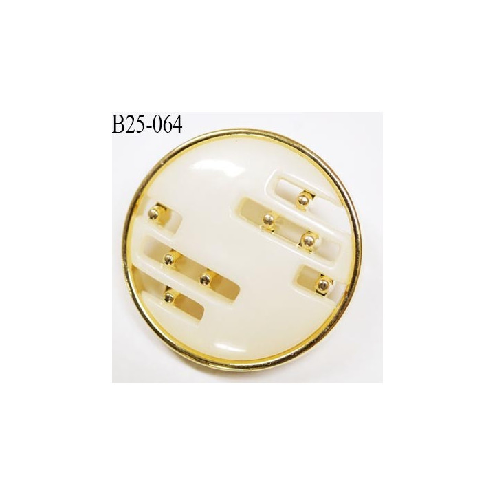 bouton 25 mm en pvc couleur or ou doré et nacre ou ivoire très beau accroche par anneau diamètre 25 millimètres