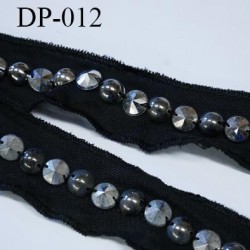 Destockage Devant r noir col encolure  largeur 3 cm avec strass et demi perle couleur noir longueur 80 cm