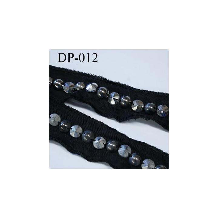 Destockage Devant r noir col encolure  largeur 3 cm avec strass et demi perle couleur noir longueur 80 cm