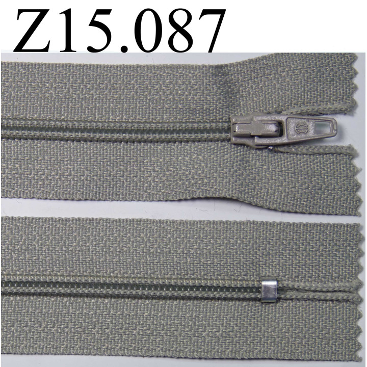 fermeture longueur 15 cm couleur gris  non séparable zip nylon largeur 2,5 cm