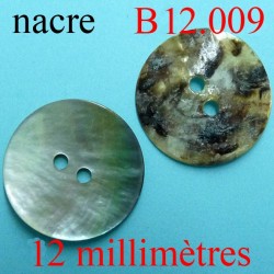 bouton 12 mm en nacre 2 trous diamètre 12.6 millimètres