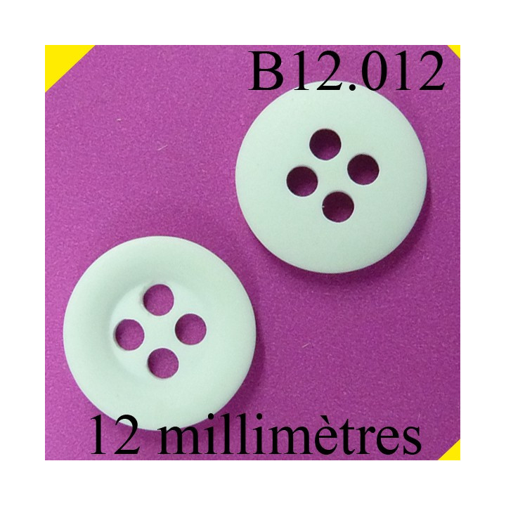 bouton 12 mm   couleur blanc 4 trous diamètre 12 millimètres