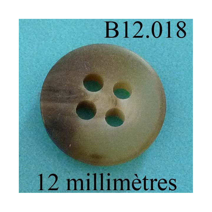 bouton 12 mm   couleur marron marbré mat des 2 faces 4 trous diamètre 12 millimètres