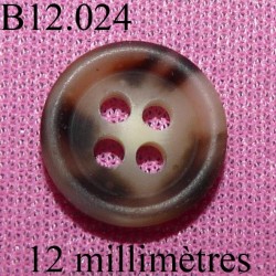 bouton 12 mm   couleur marron marbré mat sur les 2 faces 4 trous diamètre 12 millimètres