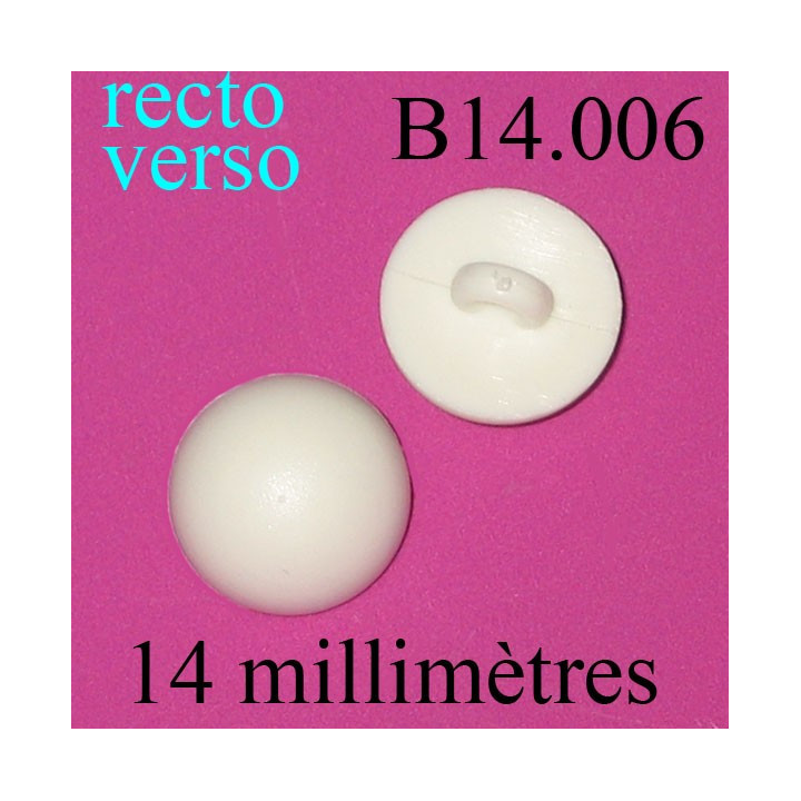 bouton 14 mm   couleur blanc accroche avec un anneau  14 millimètres