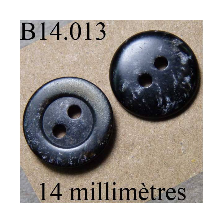 bouton 14 mm couleur noir marbré avec des petits éclat gris 2 trous 14 millimètres