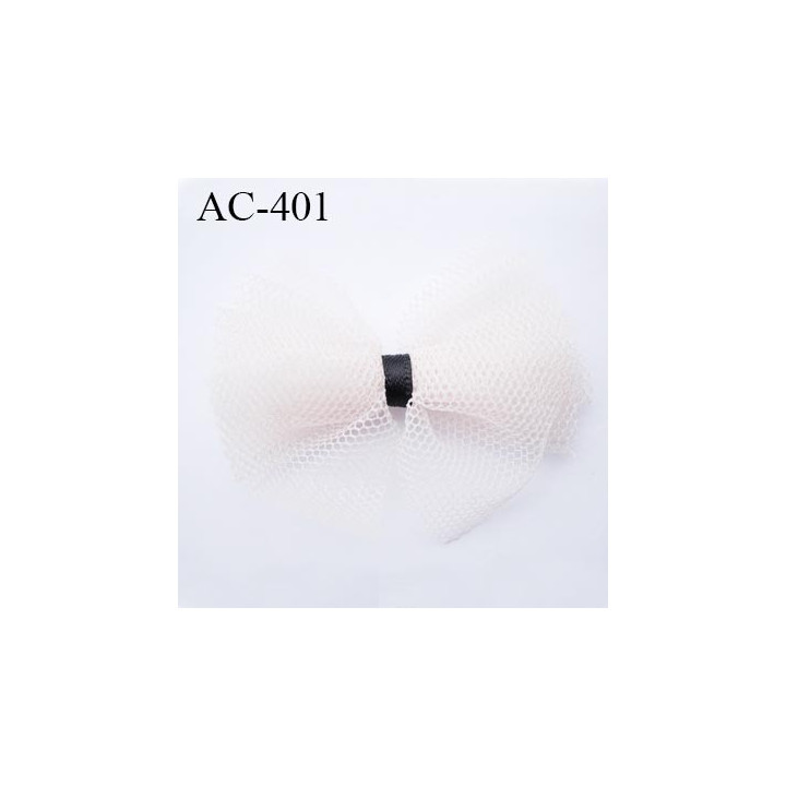 Noeud décor lingerie couleur écru crème et lien noir haut de gamme  largeur 45 mm hauteur 40 mm