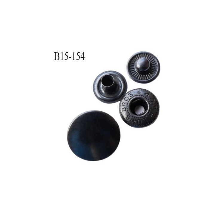 Bouton 15 mm pression composé de 4 éléments diamètre 15 mm en métal couleur acier foncé