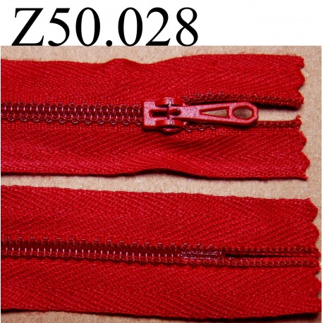 fermeture éclair longueur 50 cm couleur rouge non séparable zip nylon largeur 2.5 cm