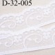 Dentelle 32 mm synthétique couleur blanc motif fleur