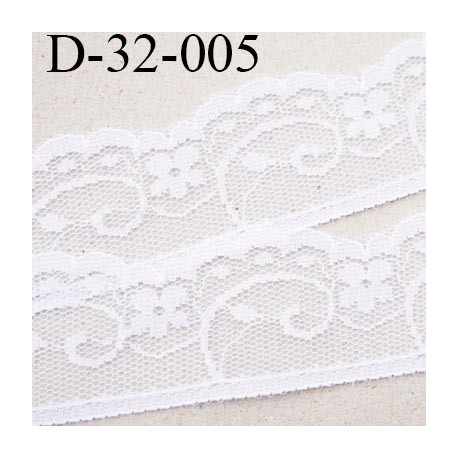 Dentelle 32 mm synthétique couleur blanc motif fleur