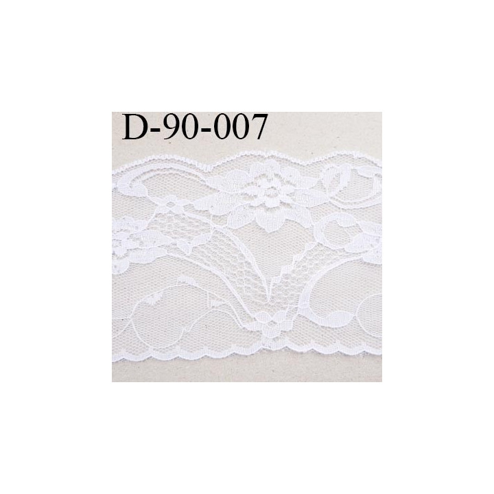 Dentelle 95 mm synthétique couleur blanc motif fleur