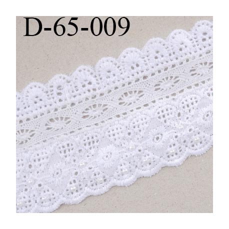 dentelle crochet 65 mm coton largeur 65 mm couleur blanc avec bande ecru de 15 mm et petites perles vendue au mètre