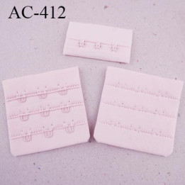 Agrafe attache 55 mm  de soutien gorge 3 rangés 3 crochets largeur 50 mm hauteur 53 mm couleur rose pétale