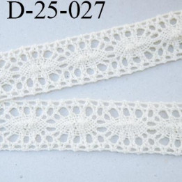 dentelle crochet ancienne 100% coton largeur 25 mm couleur écru provient d'une vieille mercerie parisienne prix au mètre
