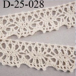 dentelle crochet 25 mm 100% coton couleur écru provient d'une vieille mercerie parisienne largeur 25 mm prix au mètre