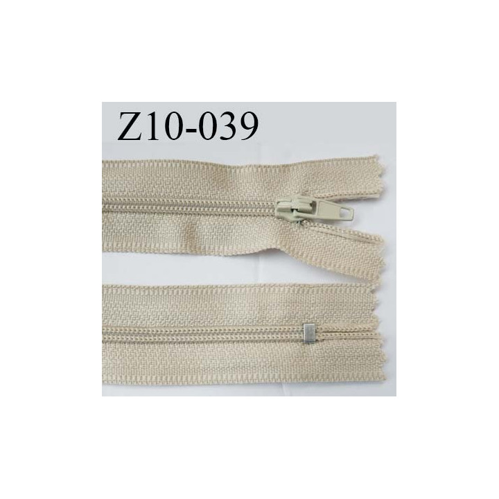 fermeture zip longueur 10 cm couleur beige non séparable largeur 2.4 cm glissière nylon largeur  4 mm