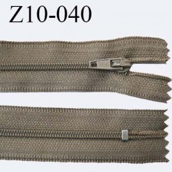 fermeture zip longueur 10 cm couleur marron clair kaki non séparable largeur 2.4 cm glissière nylon largeur 4 mm