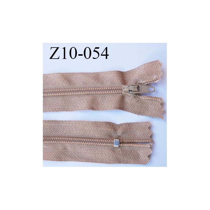 fermeture zip longueur 10 cm beige lumineux ou caramel blond non séparable largeur 2.4 cm glissière nylon largeur  4 mm