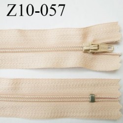 fermeture zip longueur 10 cm crème ou beige clair non séparable largeur 2.4 cm glissière nylon largeur  4 mm