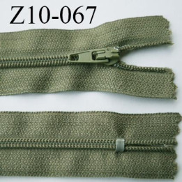 fermeture zip longueur 10 cm kaki non séparable largeur 2.4 cm glissière nylon largeur  4 mm