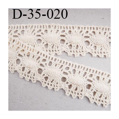 dentelle crochet 35 mm ancienne en coton largeur 35 mm couleur écru provient d'une vieille mercerie parisienne prix au mètre