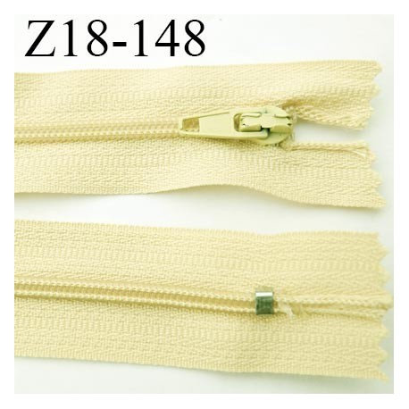 fermeture zip longueur 18 cm jaune pale non séparable largeur 2.4 cm glissière nylon largeur 4 mm