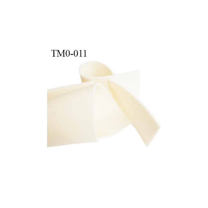 mousse de coque de sg lingerie très haut de gamme couleur crème clair largeur 145 cm épaisseur 3 mm  prix pour 10 cm par 145 cm