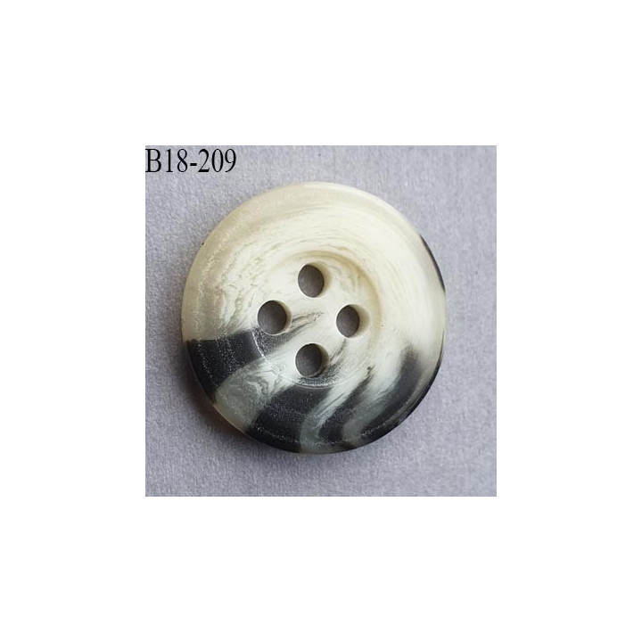 bouton 18 mm couleur marron foncé ou anthracite et corne marbré 4 trous diamètre 18 millimètres