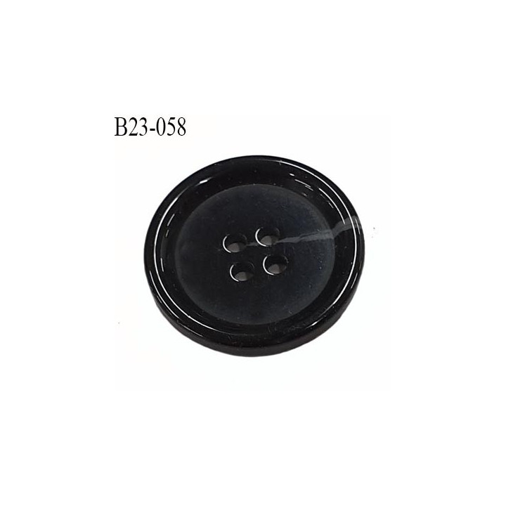 bouton 23 mm  pvc très haut de gamme couleur noir et corne incrusté  4 trous diamètre 23 millimètres