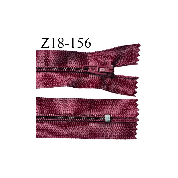fermeture zip longueur 18 cm couleur bordeaux lie de vin non séparable largeur 2.4 cm glissière nylon largeur  4 mm