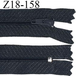 fermeture zip 18 cm couleur gris anthracite non séparable largeur 2.4 cm glissière nylon largeur 4 mm longueur 18 cm