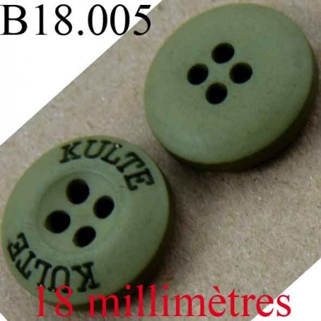 bouton 18 mm couleur vert mat inscription kulte 4 trous diamètre 18 mm