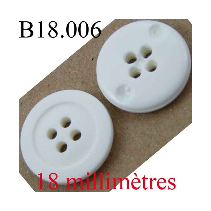 bouton 18 mm couleur blanc 4 trous diamètre 18 mm